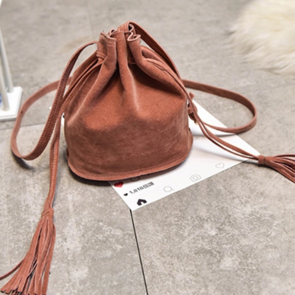 Handbags - Rose Crossbody Bucket Purse w/Tassel NEW